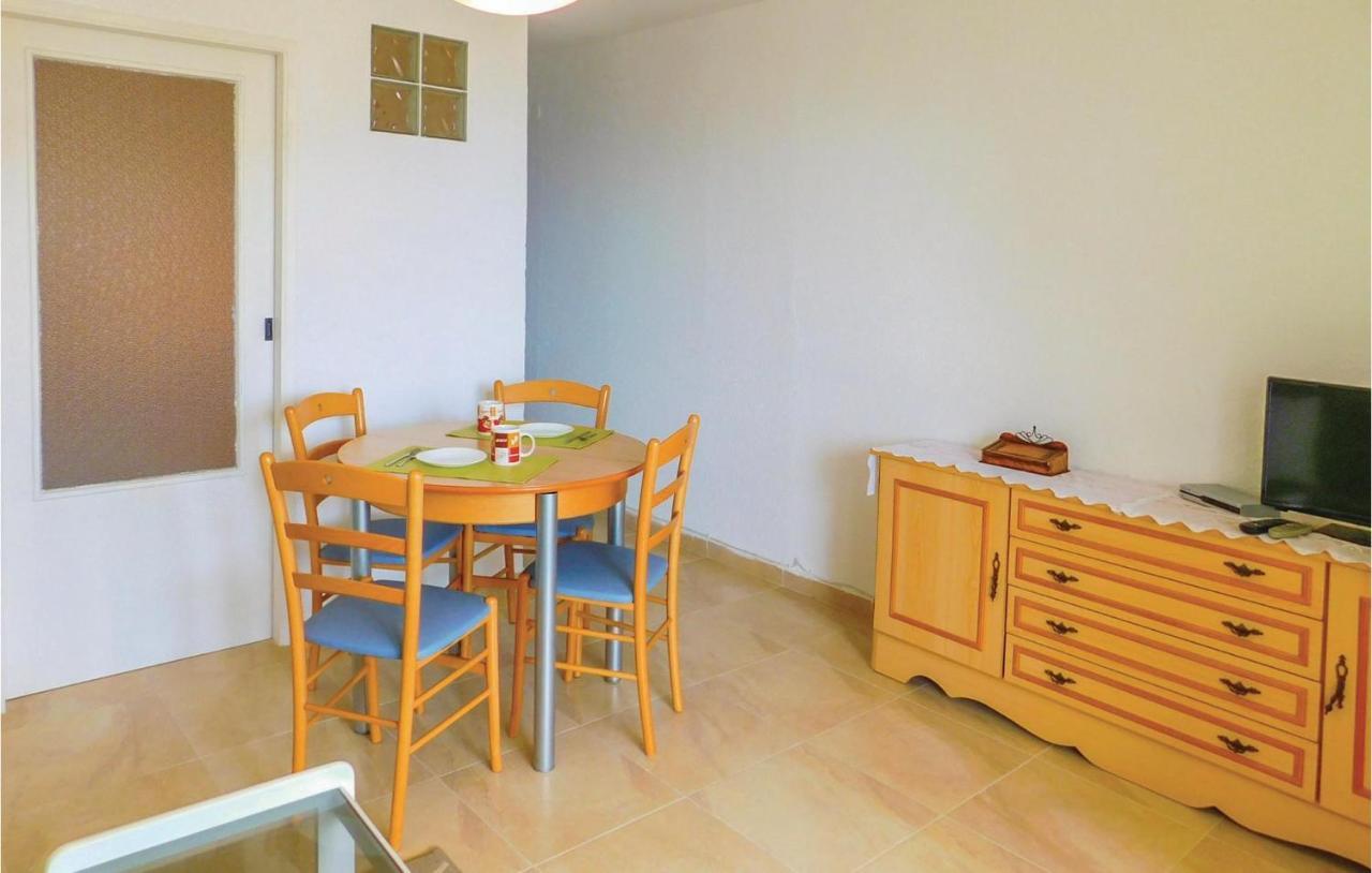 Cozy Apartment In Torrevieja-La Mata With Kitchen Экстерьер фото